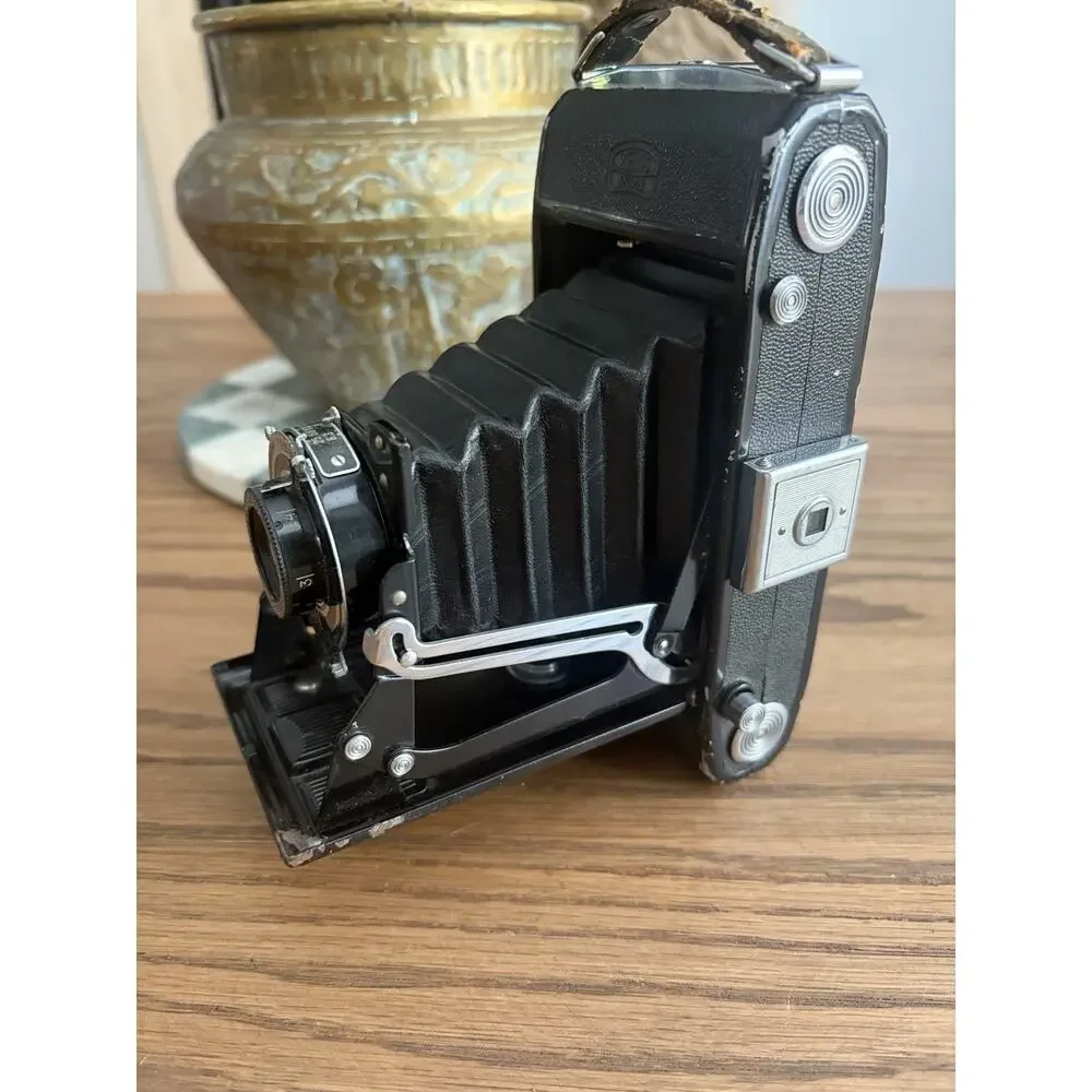 Vintage 1936 Zeiss Ikon Folding Camera Novar Anastigmat 6.3/10.5cm Telma Shutter